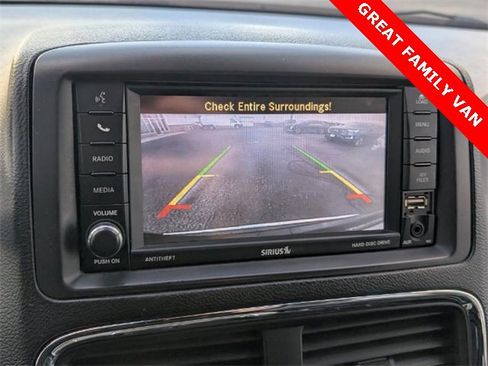 Used 2019 Dodge Grand Caravan SXT image 22