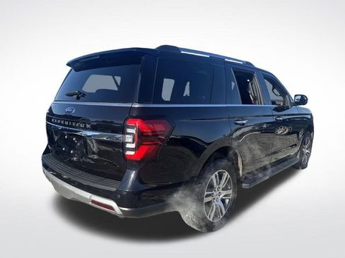 Used 2024 Ford Expedition Limited image 8