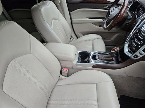 Used 2014 Cadillac SRX Luxury w/ Driver Awareness Package image 12