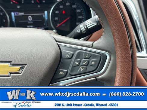 Used 2018 Chevrolet Malibu Premier w/ Premier Sun and Wheel Package FWD image 44