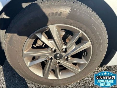 Used 2019 Kia Optima LX FWD image 11