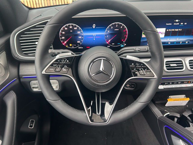 Used 2025 Mercedes-Benz GLS 450 4MATIC image 27