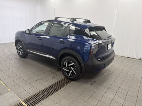 New 2026 Nissan Kicks SV image 7