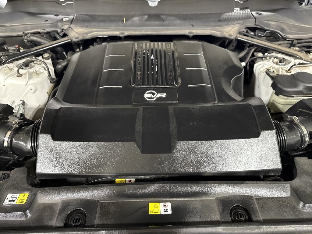 Used 2018 Land Rover Range Rover Sport SVR AWD/4WD image 26