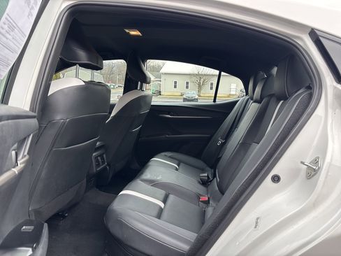 Used 2025 Toyota Camry SE image 14