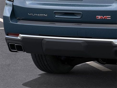 New 2026 GMC Yukon Denali w/ Sun & Power Step Package image 14