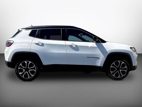 Used 2024 Jeep Compass Limited AWD/4WD image 8