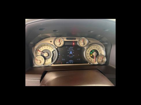 Used 2018 RAM 1500 Laramie Longhorn AWD/4WD image 15