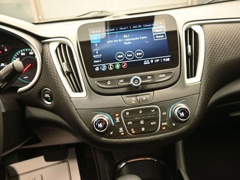 Used 2024 Chevrolet Malibu LT image 10
