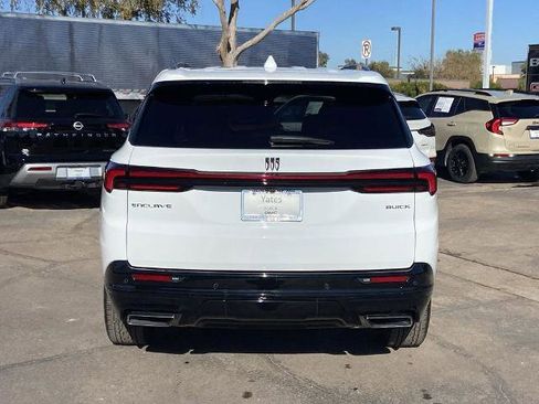 Used 2025 Buick Enclave Sport Touring w/ Super Cruise Package image 5