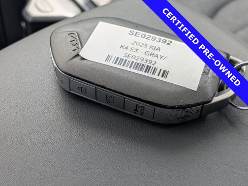 Used 2025 Kia K4 EX FWD image 33