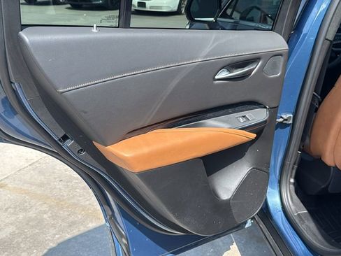 Used 2024 Cadillac XT4 Premium Luxury FWD image 16