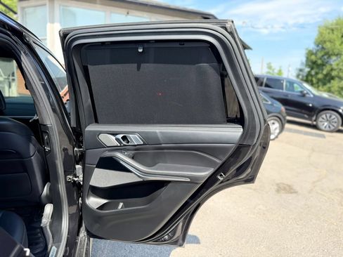 Used 2019 BMW X5 xDrive50i w/ M Sport Package AWD/4WD image 16