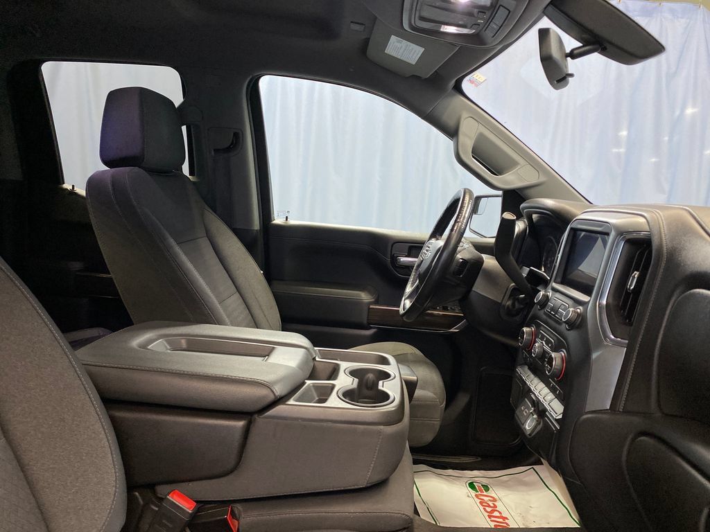 Used 2019 Chevrolet Silverado 1500 RST w/ All-Star Edition AWD/4WD image 39