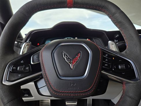 Used 2023 Chevrolet Corvette Stingray image 30