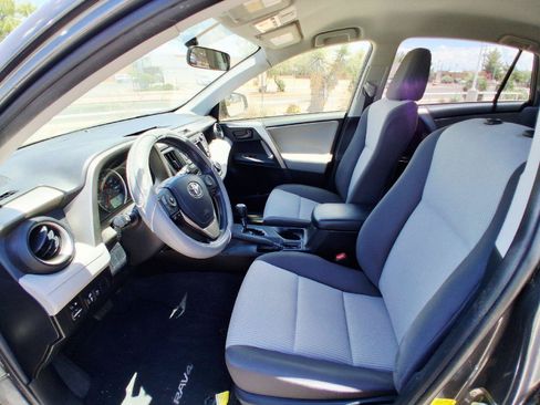 Used 2015 Toyota RAV4 LE FWD image 14
