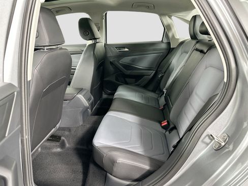 Certified 2025 Volkswagen Jetta SEL image 21