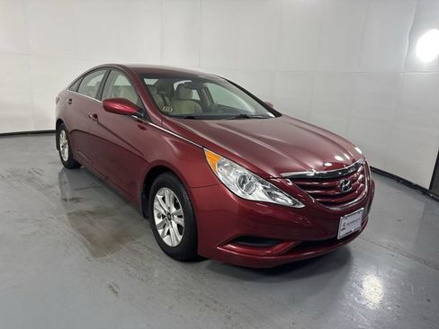 Used 2012 Hyundai Sonata GLS w/ Popular Equipment Pkg FWD image 3