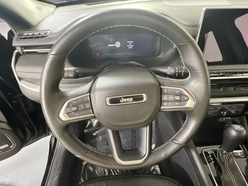 Used 2022 Jeep Compass High Altitude AWD/4WD image 11