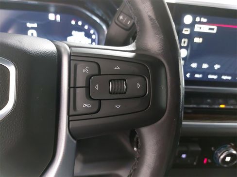 Used 2022 GMC Sierra 1500 Elevation image 18
