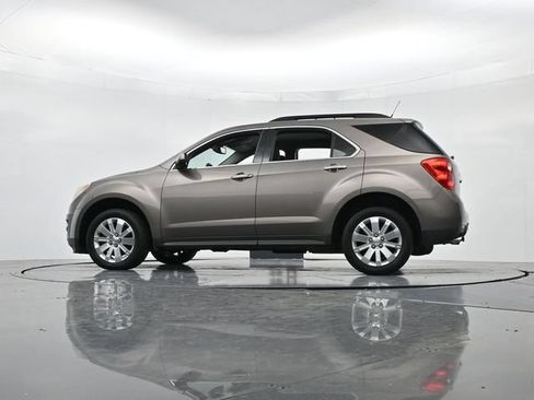 Used 2011 Chevrolet Equinox LT AWD/4WD image 37