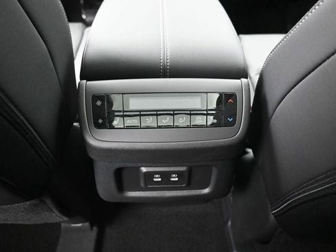 New 2026 Nissan Pathfinder SL image 27