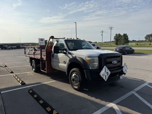 Used 2011 Ford F550 4x4 Regular Cab Super Duty w/ Payload Upgrade Pkg image 3