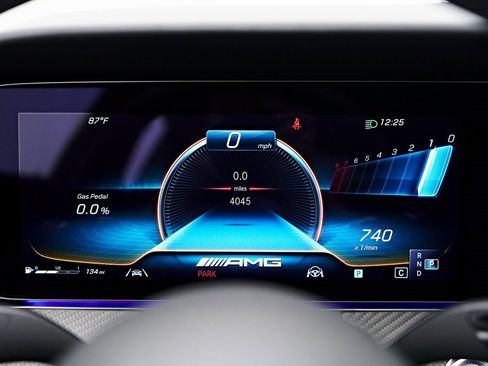 Used 2023 Mercedes-Benz AMG GT 63 image 79