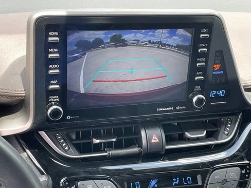 Used 2019 Toyota C-HR Limited FWD image 18
