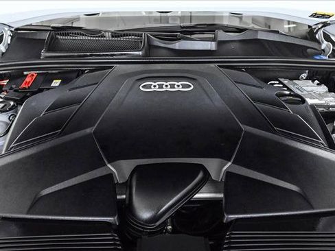 Certified 2025 Audi Q7 3.0T Premium Plus image 25
