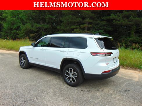 Certified 2024 Jeep Grand Cherokee L Limited image 6