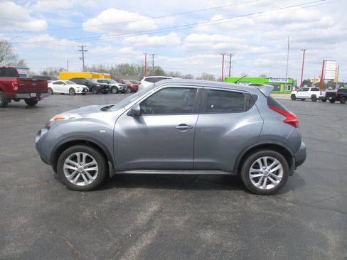 Used 2011 Nissan Juke S image 2