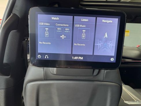 Used 2021 Cadillac Escalade ESV Sport w/ LPO, Illumination Package image 16