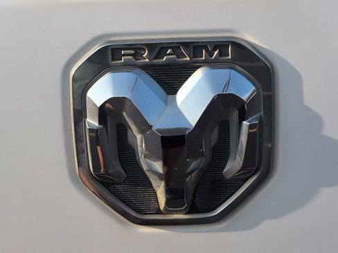 Used 2019 RAM 1500 Limited w/ Advanced Safety Group AWD/4WD image 6