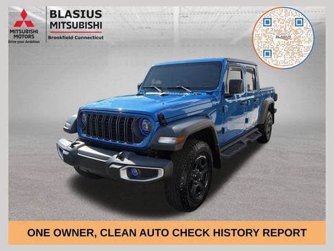 Used 2024 Jeep Gladiator Sport AWD/4WD image 1