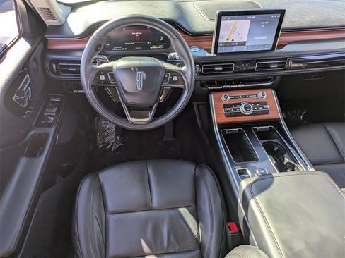 Used 2024 Lincoln Aviator Reserve image 25