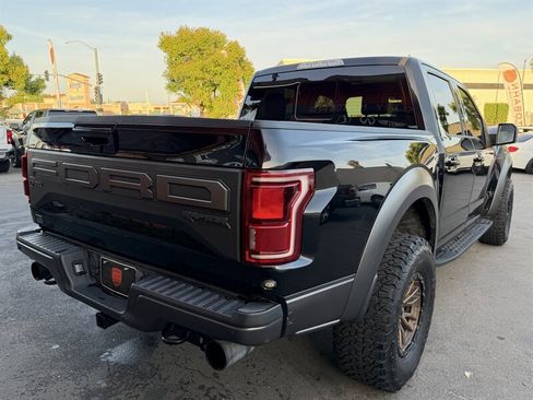 Used 2020 Ford F150 Raptor w/ Equipment Group 802A Luxury image 24