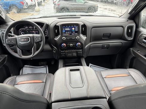 Used 2022 GMC Sierra 1500 AT4 AWD/4WD image 17