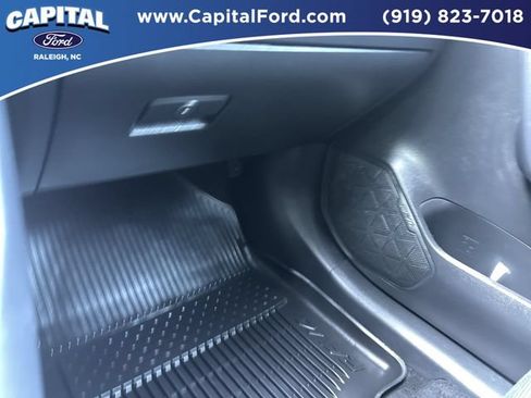 Used 2025 Toyota RAV4 LE AWD/4WD image 27