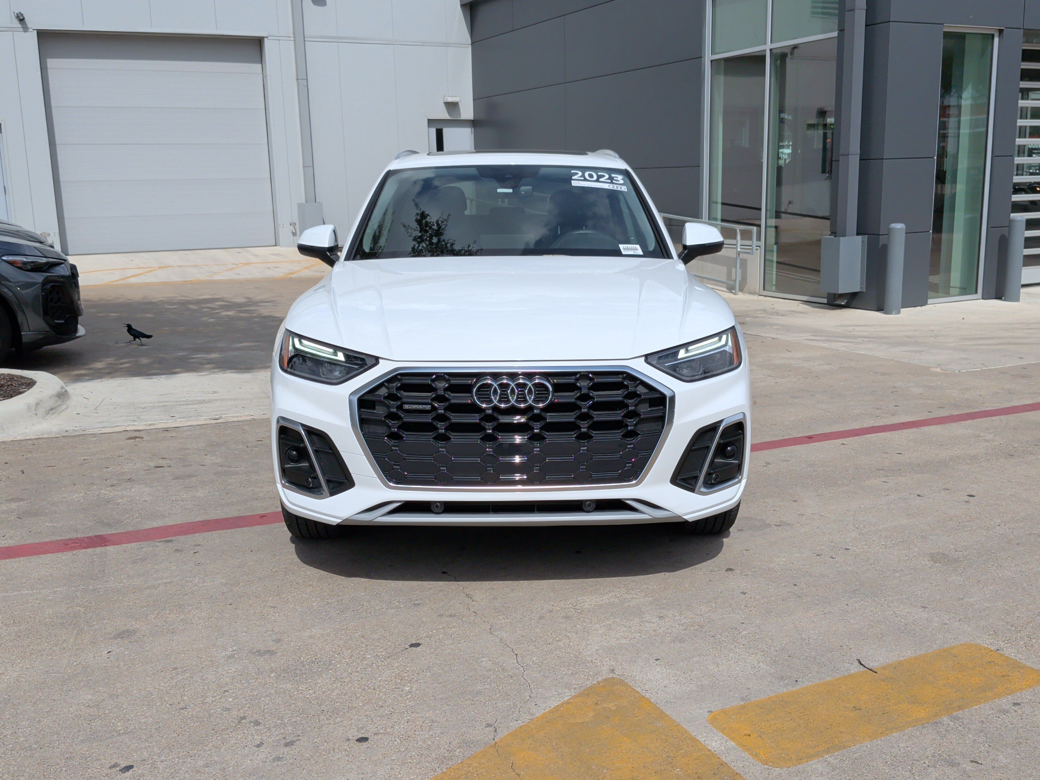 Certified 2023 Audi Q5 2.0T Premium w/ Convenience Package AWD/4WD image 3