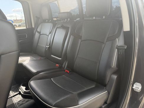 Used 2023 RAM 2500 Laramie AWD/4WD image 18