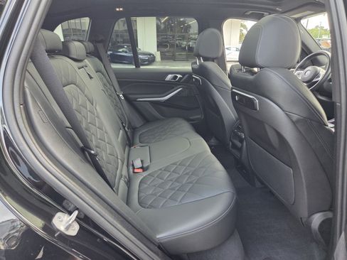 Certified 2024 BMW X5 xDrive40i w/ M Sport Package AWD/4WD image 16