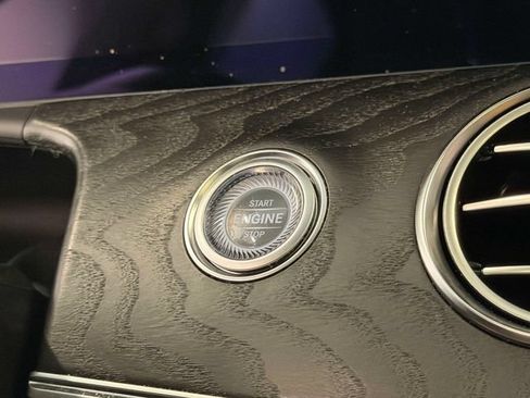 Used 2023 Mercedes-Benz E 350 4MATIC Sedan image 30
