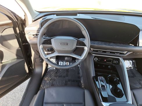 New 2025 Audi Q5 Premium Plus image 16