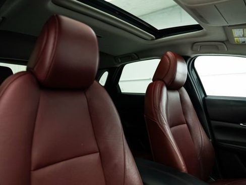 Used 2023 MAZDA CX-30 AWD 2.5 S w/ Preferred Package image 16