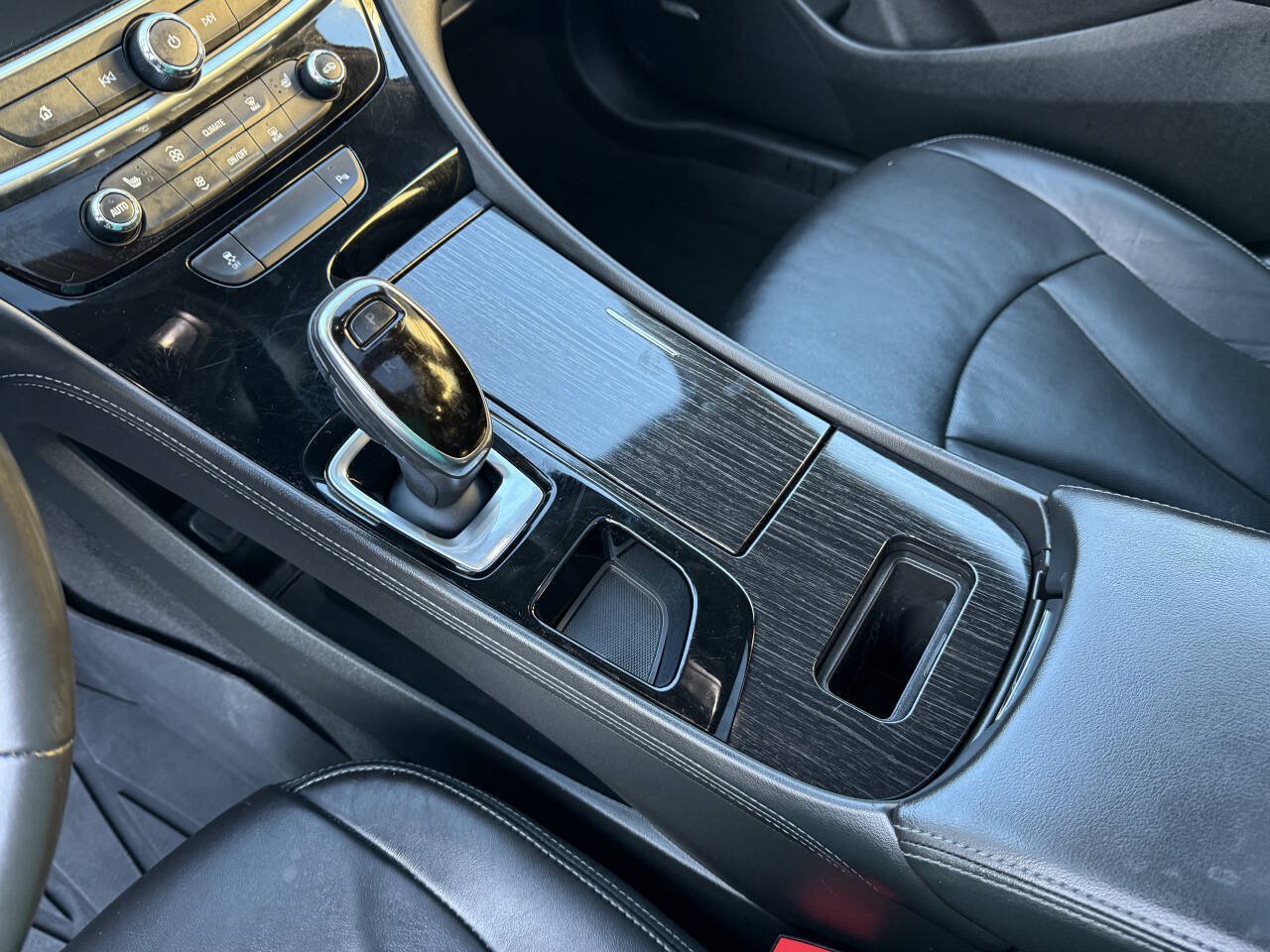 Used 2019 Buick LaCrosse Essence w/ Sun and Shade Package FWD image 34