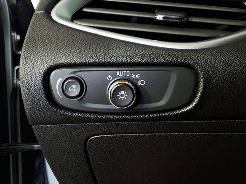 Used 2025 Chevrolet Malibu LT FWD image 24