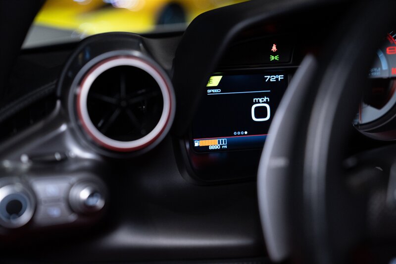 Used 2021 Ferrari F8 Tributo RWD image 32