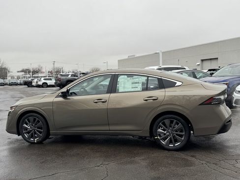 New 2026 Nissan Sentra SL w/ Floor Mat Package image 32