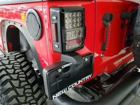 Used 2016 Jeep Wrangler Unlimited Sport image 30